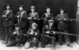 Un grupo de guardias rojos finlandeses durante la Guerra Civil en Finlandia. RIA Novosti.